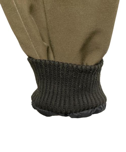 CANADA GOOSE（カナダグース）CANADA GOOSE (カナダグース) LABRADOR BOMBER(ラブラドール ボンバー) カーキ サイズ:Sの古着・服飾アイテム