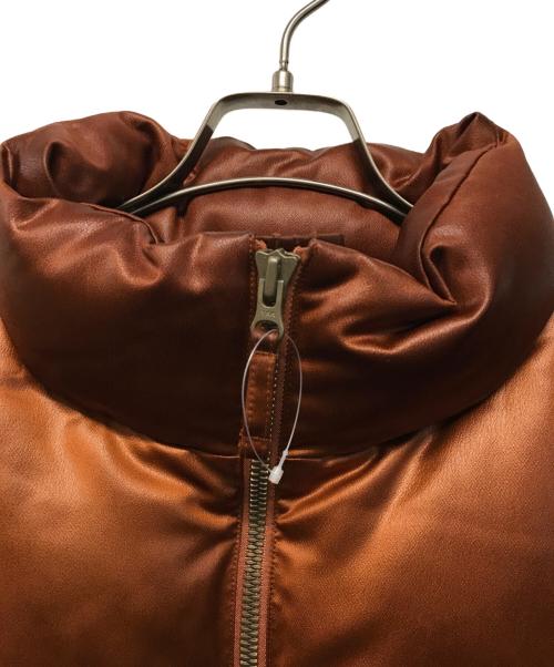 BEAMS（ビームス）BEAMS (ビームス) ワイドショートフィット レザールック ダウン ブルゾン ブラウン サイズ:L 未使用品の古着・服飾アイテム