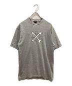 OLD STUSSYオールドステューシー）の古着「クロスボーンプリントTシャツ」｜グレー