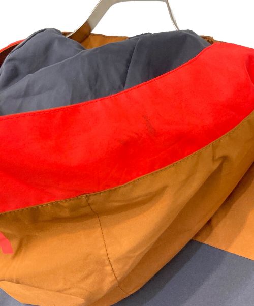 HELLY HANSEN（ヘリーハンセン）HELLY HANSEN (ヘリーハンセン) ナイロンフーデッドジャケット サイズ:Sの古着・服飾アイテム