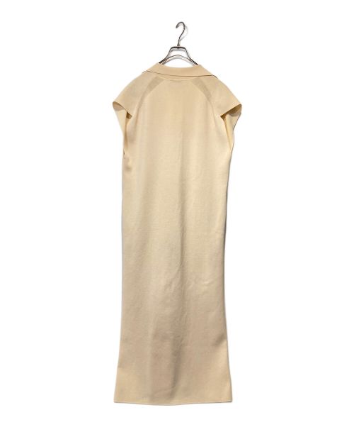 AURALEE（オーラリー）AURALEE (オーラリー) ハイゲージニットスキッパーワンピース ベージュの古着・服飾アイテム