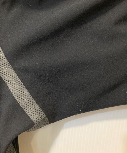 MOUNTAIN HARD WEAR（マウンテンハードウェア）MOUNTAIN HARD WEAR (マウンテンハードウェア) conduit softshell ブラック サイズ:XLの古着・服飾アイテム