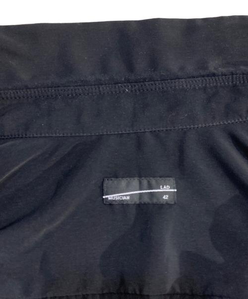 LAD MUSICIAN（ラッドミュージシャン）LAD MUSICIAN (ラッドミュージシャン) シャツ ブラック サイズ:42の古着・服飾アイテム