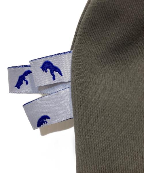 ADER error（アーダーエラー）ADER error (アーダーエラー) MAISON KITSUNE (メゾンキツネ) ワッペンtシャツ ブルー サイズ:A2の古着・服飾アイテム