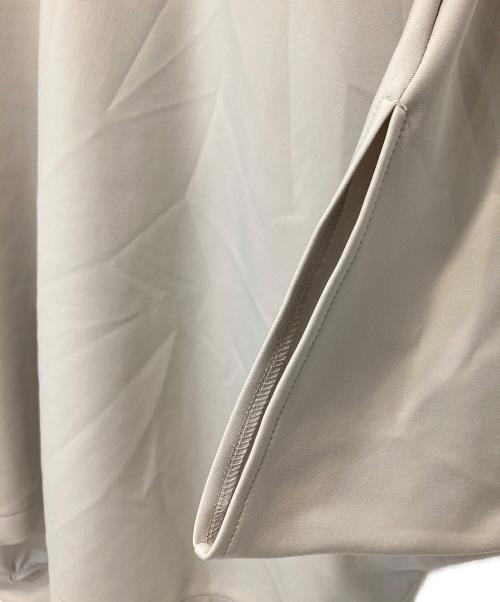 ADORE（アドーア）ADORE (アドーア) 半袖カットソー ベージュ サイズ:38の古着・服飾アイテム