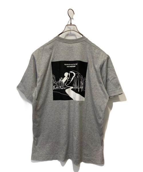 maison kitsune（メゾンキツネ）MAISON KITSUNE (メゾンキツネ) and wander (アンドワンダー) プリントカットソー グレー サイズ:4の古着・服飾アイテム