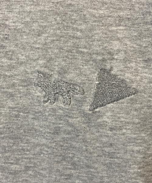 maison kitsune（メゾンキツネ）MAISON KITSUNE (メゾンキツネ) and wander (アンドワンダー) プリントカットソー グレー サイズ:4の古着・服飾アイテム