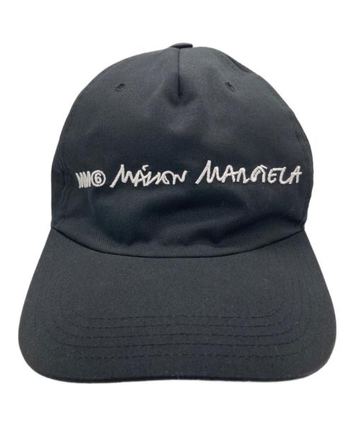 MM6 Maison Margiela（エムエムシックスメゾンマルジェラ）MM6 Maison Margiela (エムエムシックス メゾンマルジェラ) ロゴ刺繍キャップ ブラックの古着・服飾アイテム