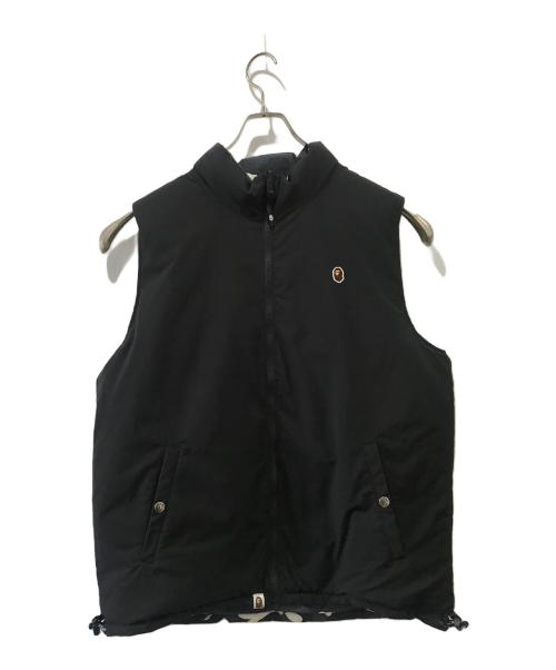 A BATHING APE（アベイシングエイプ）A BATHING APE (アベイシングエイプ) CITY CAMO REVERSIBLE DOWN VEST ブラック サイズ:Lの古着・服飾アイテム