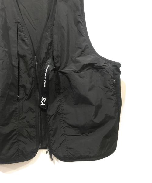 Y-3（ワイスリー）Y-3 (ワイスリー) TRVL REVERSIBLE INSULATED VEST ブラック サイズ:Mの古着・服飾アイテム