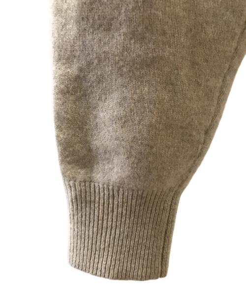 CLANE（クラネ）CLANE (クラネ) SuzuHirose (スズヒロセ) W FACE CENTER SLIT KNIT TOPS ベージュ サイズ:2の古着・服飾アイテム