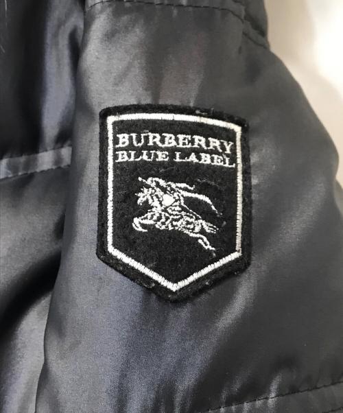BURBERRY BLUE LABEL（バーバリー ブルー レーベル）BURBERRY BLUE LABEL (バーバリーブルーレーベル) 裏ノヴァチェックダウンジャケット ブラック サイズ:38の古着・服飾アイテム