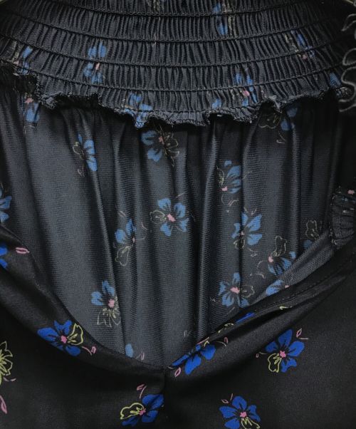 BALLSEY（ボールジィ）BALLSEY (ボールジィ) フロートフラワープリント シャーリングワンピース ネイビー サイズ:34の古着・服飾アイテム