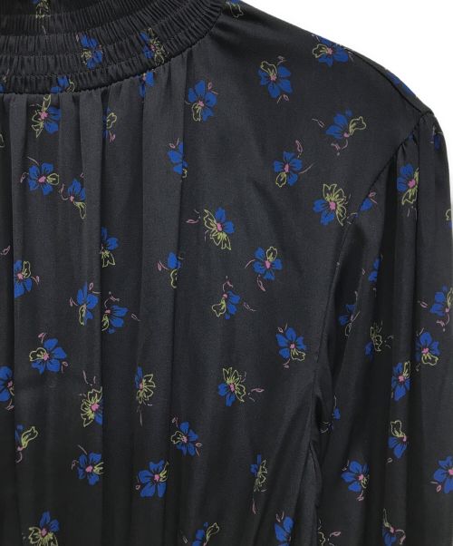 BALLSEY（ボールジィ）BALLSEY (ボールジィ) フロートフラワープリント シャーリングワンピース ネイビー サイズ:34の古着・服飾アイテム