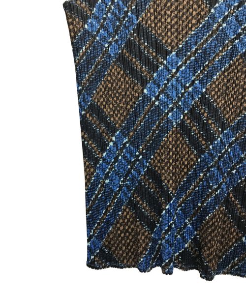 PLEATS PLEASE（プリーツプリーズ）PLEATS PLEASE (プリーツプリーズ) 総柄プリーツノースリーブカットソー ブルー×ブラウン サイズ:3の古着・服飾アイテム