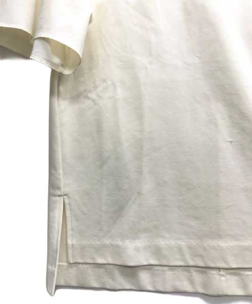 23区（ニジュウサンク）23区 (ニジュウサンク) コットンツイルジャージーフレアスリーブカットソー アイボリー サイズ:32の古着・服飾アイテム