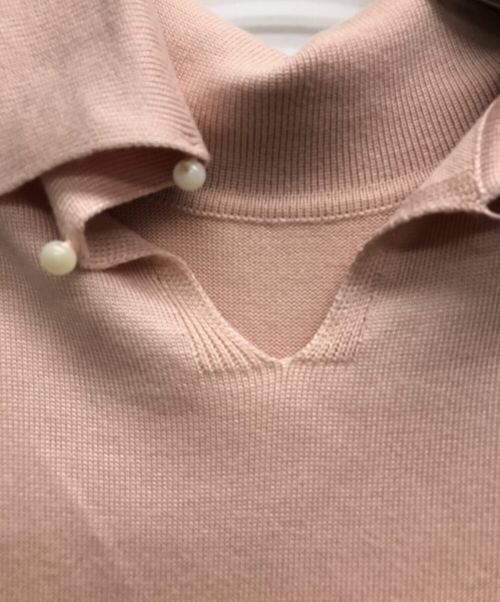 FOXEY NEWYORK（フォクシーニューヨーク）FOXEY NEWYORK (フォクシーニューヨーク) シルクハイネックニット ピンク サイズ:38の古着・服飾アイテム