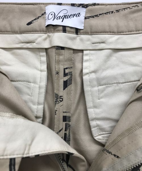 VAQUERA（ヴァケラ）VAQUERA (ヴァケラ) WOMENS PRINTED KHAKI TROUSER/ウーマンズプリンティドカーキトラウザーズ ブラウン サイズ:29の古着・服飾アイテム
