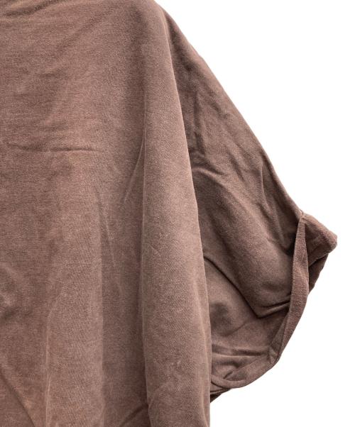 R JUBILEE（アールジュビリー）R JUBILEE (アールジュビリー) ダメージ加工ロールアップオーバーTシャツ ブラウン サイズ:Freeの古着・服飾アイテム