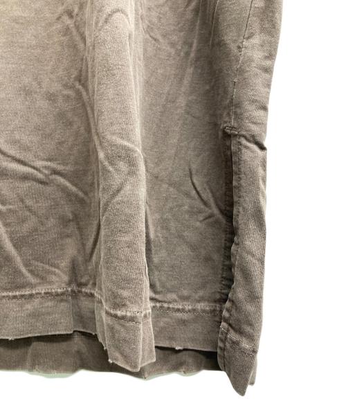 R JUBILEE（アールジュビリー）R JUBILEE (アールジュビリー) ダメージ加工ロールアップオーバーTシャツ ブラウン サイズ:Freeの古着・服飾アイテム