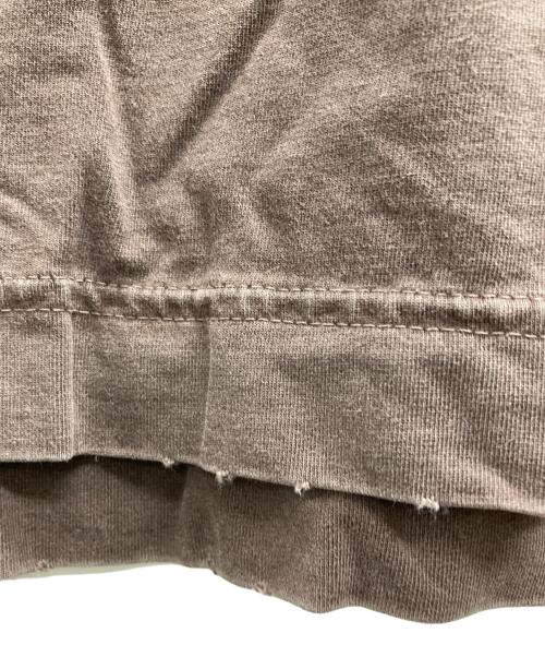 R JUBILEE（アールジュビリー）R JUBILEE (アールジュビリー) ダメージ加工ロールアップオーバーTシャツ ブラウン サイズ:Freeの古着・服飾アイテム