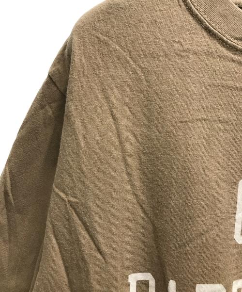 REMI RELIEF（レミレリーフ）REMI RELIEF (レミレリーフ) CAMP DARTSMONTH T-SHIRT ブラウン サイズ:Mの古着・服飾アイテム