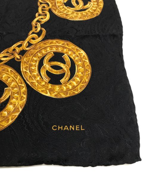 CHANEL（シャネル）CHANEL (シャネル) ココマークチェーン柄シルクスカーフ ブラックの古着・服飾アイテム