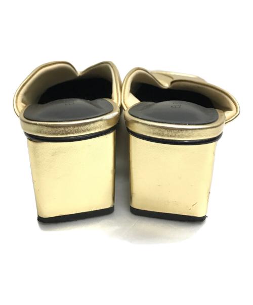 ELENDEEK（エレンディーク）ELENDEEK (エレンディーク) スクエアトゥミュール ゴールド サイズ:38の古着・服飾アイテム