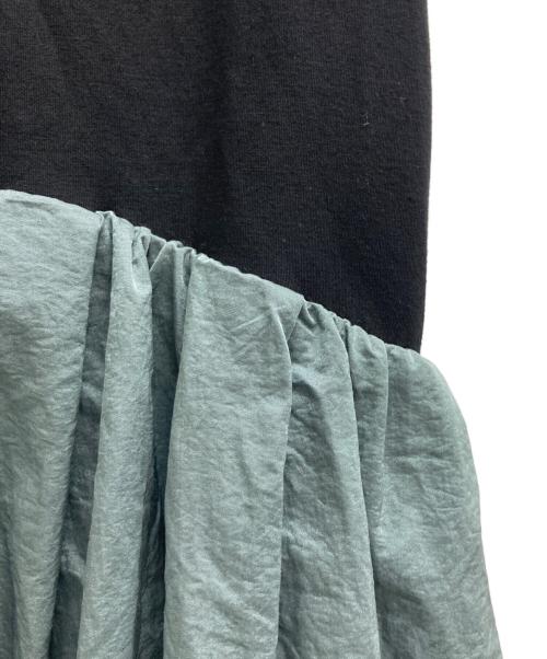 UN3D.（アンスリード）UN3D. (アンスリード) カットドッキング バルーン ワンピース ブラック×グレー サイズ:38の古着・服飾アイテム