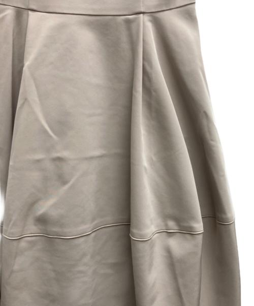 FOXEY NEWYORK（フォクシーニューヨーク）FOXEY NEWYORK (フォクシーニューヨーク) Dress Barron ノースリーブワンピース ベージュ サイズ:38の古着・服飾アイテム