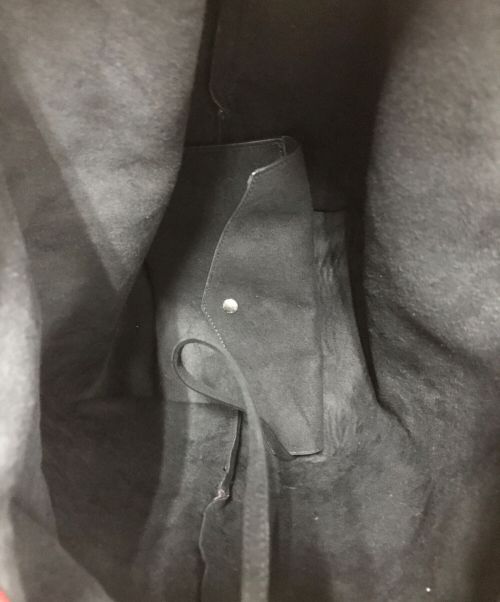 Saint Laurent Paris（サンローランパリ）Saint Laurent Paris (サンローランパリ) Teddy Bucket Bag Leather Small レッドの古着・服飾アイテム