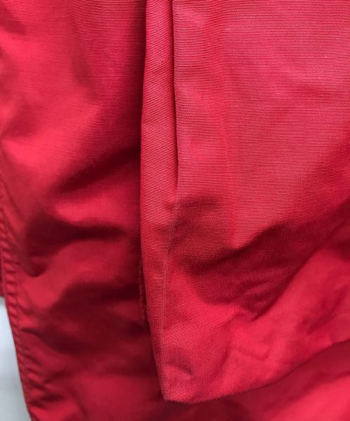WOOLRICH（ウールリッチ）WOOLRICH (ウールリッチ) マウンテンパーカー レッド サイズ:Lの古着・服飾アイテム