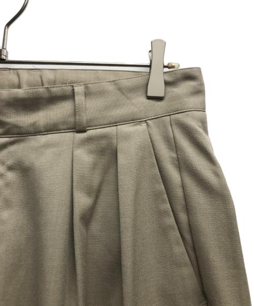 Toironier（トワロニエ）Toironier (トワロニエ) タックワイドパンツ ベージュ サイズ:Freeの古着・服飾アイテム
