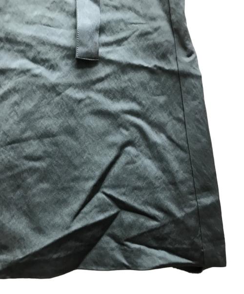 FRAY ID（フレイ アイディー）FRAY ID (フレイ アイディー) ナローサテンスカート グリーン サイズ:1の古着・服飾アイテム