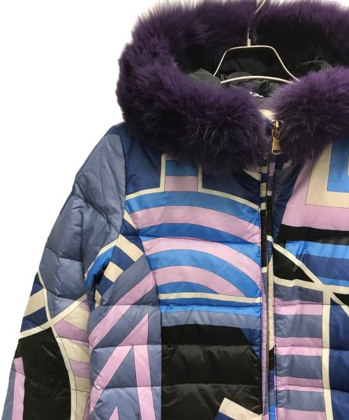 Emilio Pucci（エミリオ プッチ）Emilio Pucci (エミリオ プッチ) 総柄ダウンコート マルチカラー サイズ:38の古着・服飾アイテム