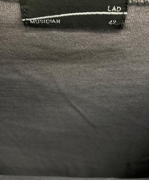 LAD MUSICIAN（ラッドミュージシャン）LAD MUSICIAN (ラッドミュージシャン) グラフィックプリントTシャツ グレー サイズ:42の古着・服飾アイテム