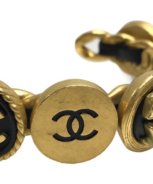 CHANEL（シャネル）CHANEL (シャネル) メダリオンブレスレット ブラック×ゴールドの古着・服飾アイテム