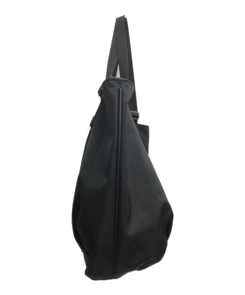 ear PAPILLONNER（イアパピヨネ）ear PAPILLONNER (イアパピヨネ) アジャスタートートバッグ ブラックの古着・服飾アイテム