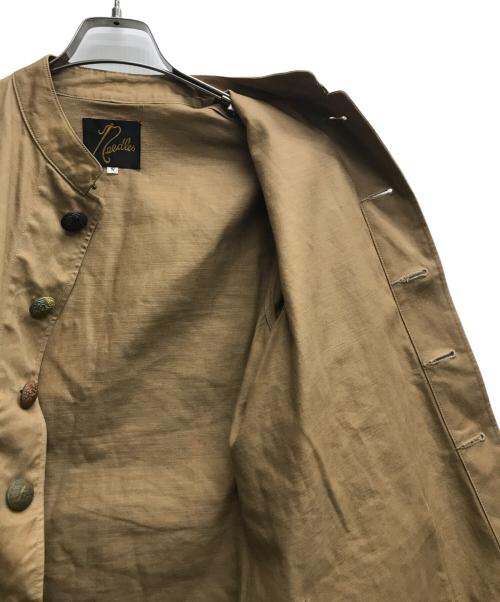 Needles（ニードルズ）Needles (ニードルズ) チェンジボタンマンダリンカラーカバーオール ベージュ サイズ:Sの古着・服飾アイテム