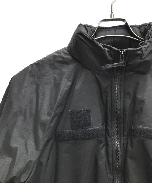 US ARMY（ユーエスアーミー）US ARMY (ユーエスアーミー) ECWCS GEN3 LEVEL7 JACKET ブラック サイズ:SMALL REGULARの古着・服飾アイテム
