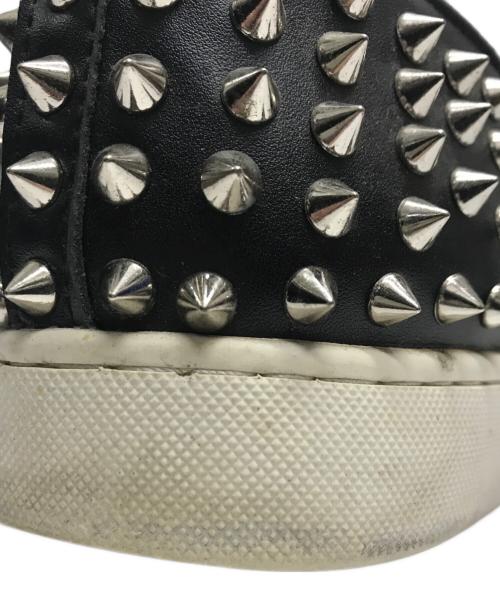 Christian Louboutin（クリスチャン・ルブタン）Christian Louboutin (クリスチャン・ルブタン) スタッズスリッポン ブラック サイズ:不明（実寸サイズをご確認ください）の古着・服飾アイテム