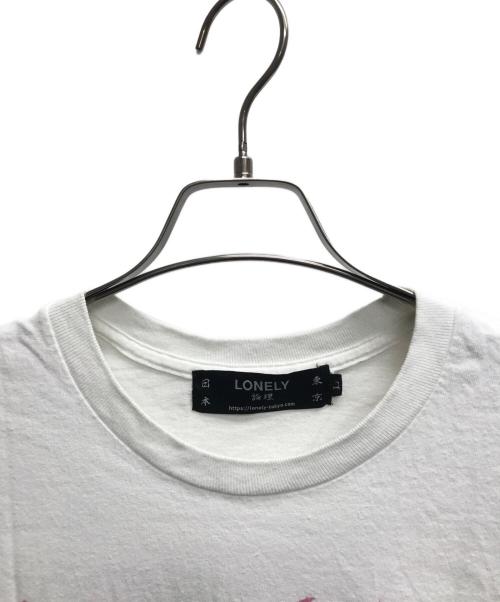 LONELY/論理（ロンリー）LONELY/論理 (ロンリー) ASSASSIN THE NAGISA L/S/ロンT(アサシンザナギサ L/S ロンT) ホワイト サイズ:Lの古着・服飾アイテム