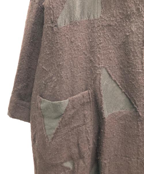 慈雨（ジウ）慈雨 (ジウ) ウールコート ブラウン サイズ:40の古着・服飾アイテム