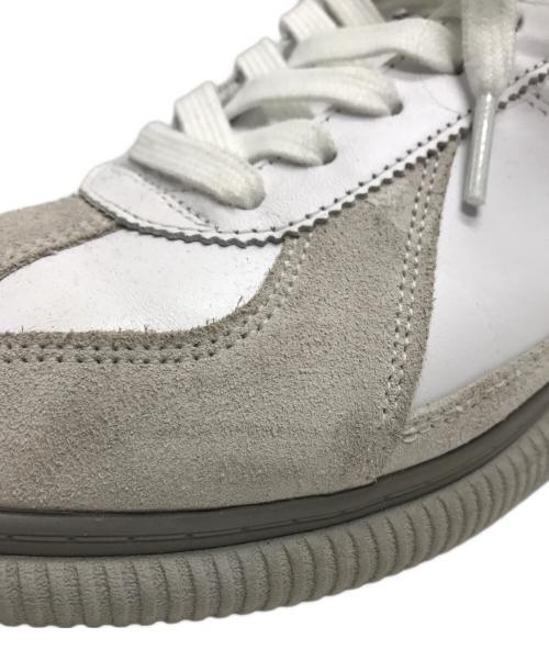 Onitsuka Tiger（オニツカタイガー）Onitsuka Tiger (オニツカタイガー) DELECITY L ホワイト サイズ:24.5cmの古着・服飾アイテム