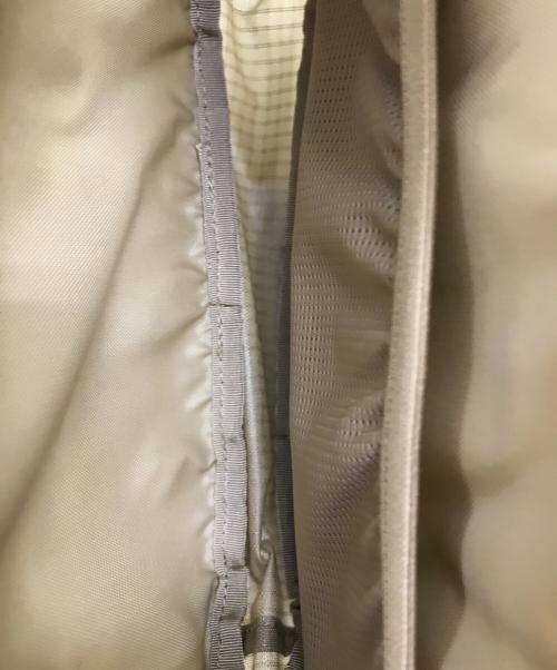 SUPREME（シュプリーム）SUPREME (シュプリーム) waist bag ベージュの古着・服飾アイテム