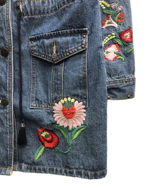 Desigual（デシグアル）Desigual (デシグアル) Exotic jeans CHAQ MEDIUM LIOGHT WASH REP インディゴ サイズ:40の古着・服飾アイテム