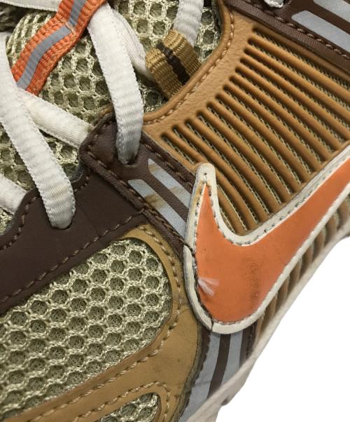 NIKE（ナイキ）NIKE (ナイキ) Zoom Vomero 5 ベージュ×ブラウン サイズ:28の古着・服飾アイテム