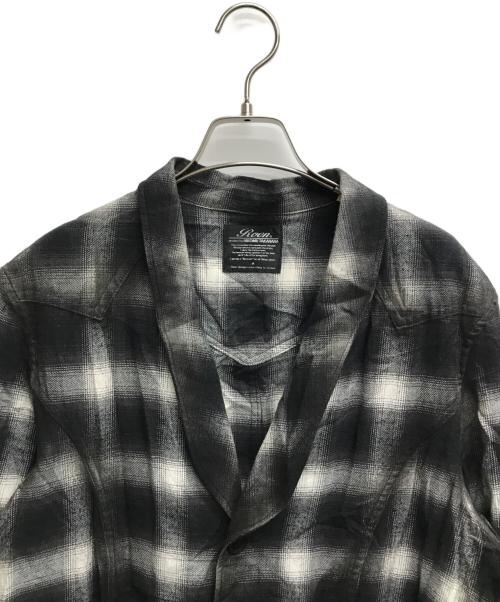 Roen produce by HIROMU TAKAHARA（ロエンバイブロデュースヒロムタカハラ）Roen produce by HIROMU TAKAHARA (ロエンバイブロデュースヒロムタカハラ) チェックコート ブラック×ホワイト サイズ:Mの古着・服飾アイテム