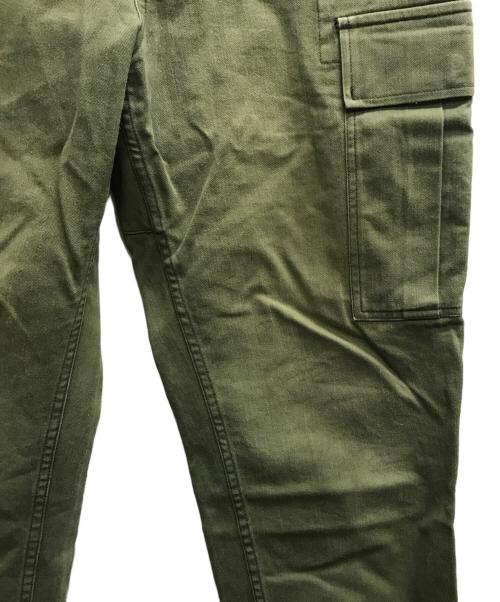 Mr.Gentleman（ミスタージェントルマン）Mr.Gentleman (ミスタージェントルマン) 6-POCKETS CARGO PANTS カーキ サイズ:Mの古着・服飾アイテム