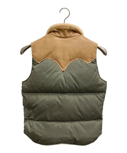 RockyMountainFeatherBed（ロッキーマウンテンフェザーベッド）RockyMountainFeatherBed (ロッキーマウンテンフェザーベッド) 切替ダウンベスト カーキ サイズ:7/8の古着・服飾アイテム